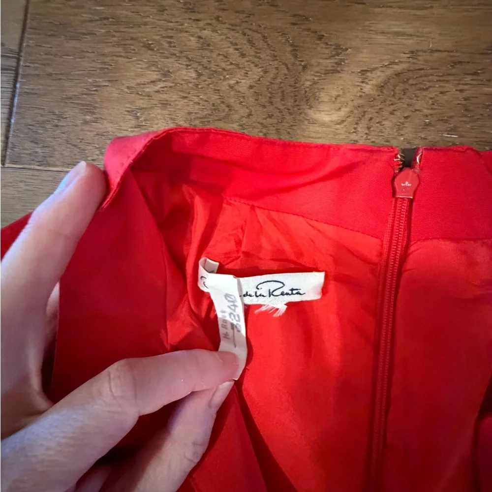 Oscar de la Renta Vibrant Red Long Sleeve Dress - Picture 4 of 6